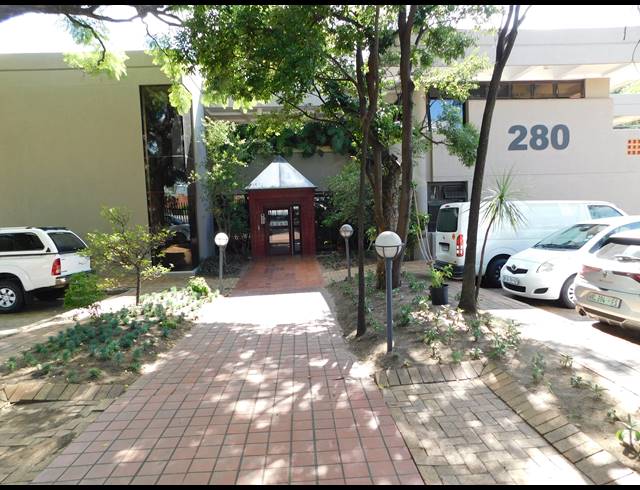 275M² OFFICE TO LET IN FERNDALE